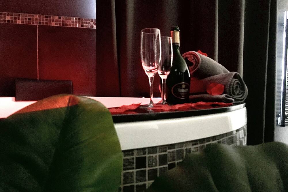 Photo of Bedroom in Sernhac