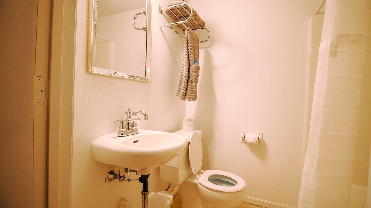 Photo of Bathroom in Van Buren