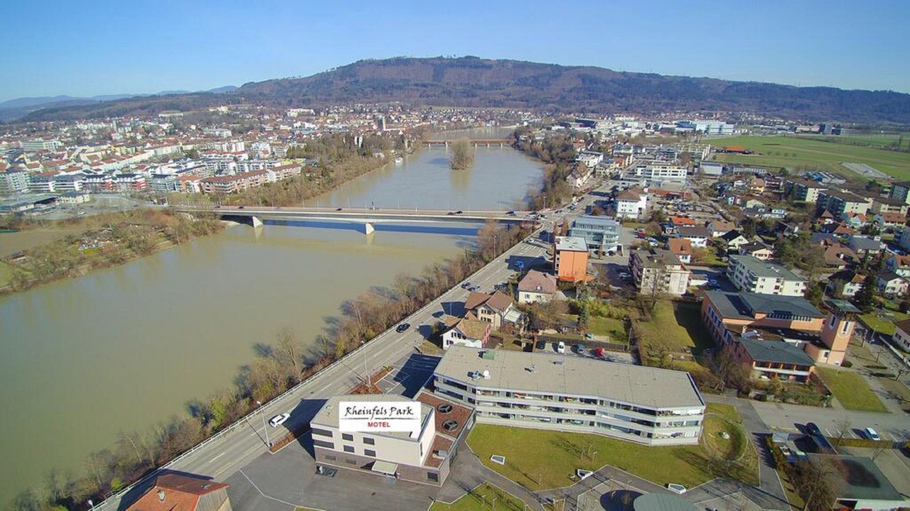 Photo of Others in Stein