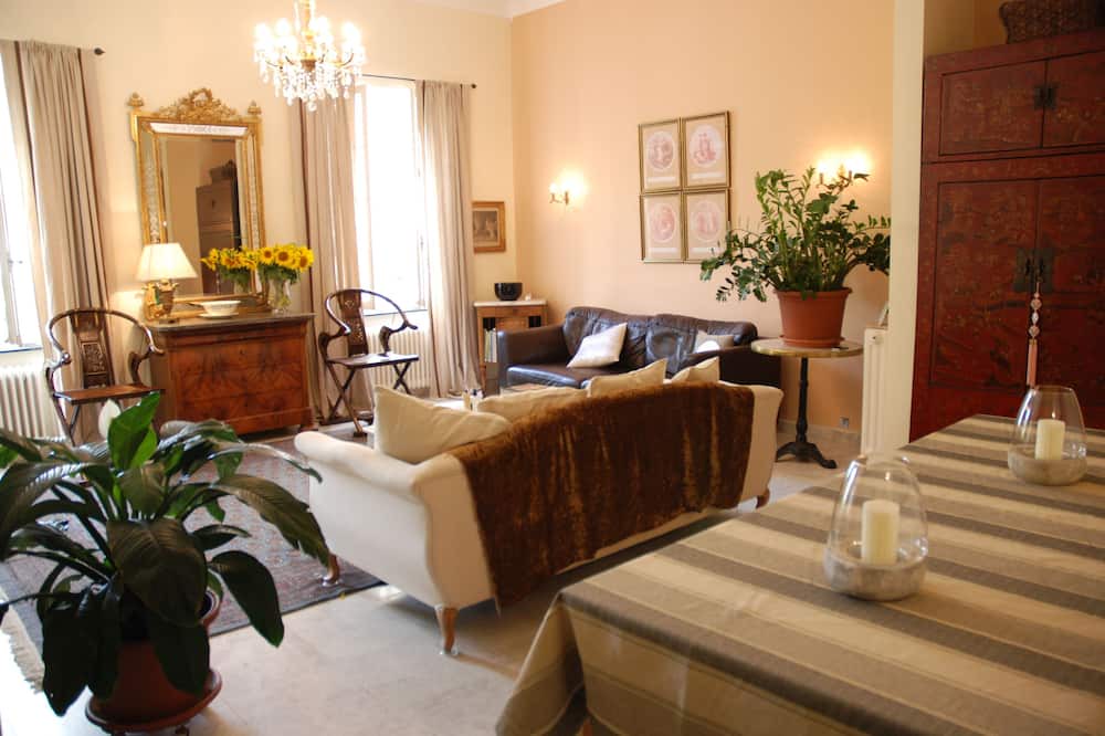 Photo of Others in Bram