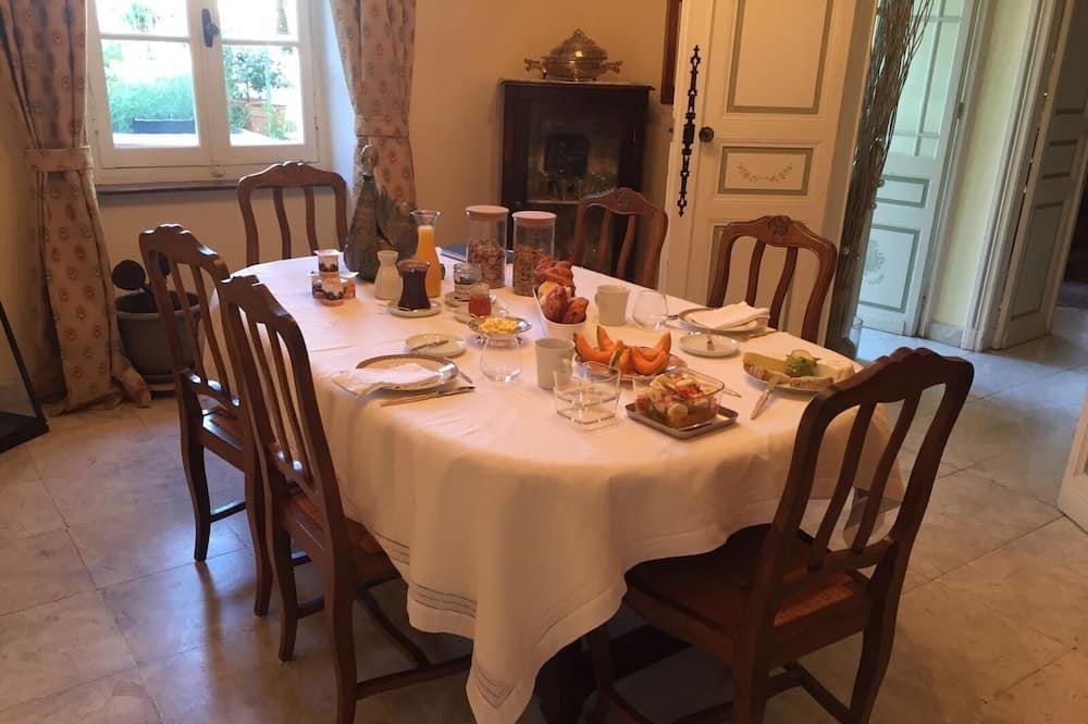 Photo of Others in Bram