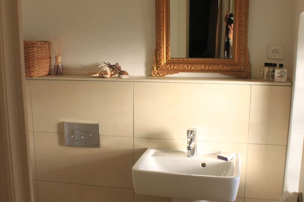 Photo of Bathroom in Bram