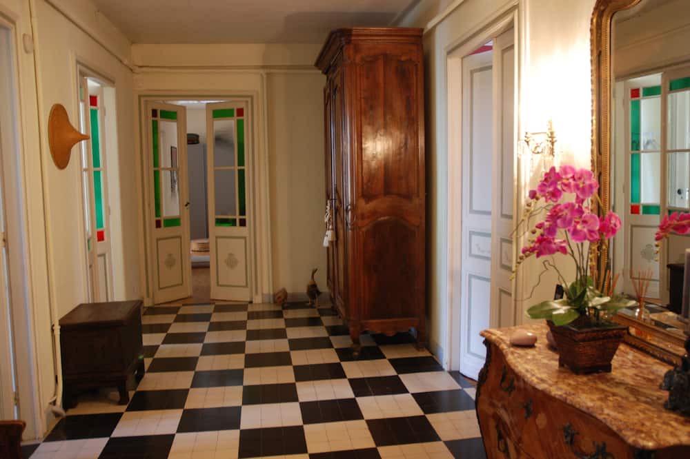 Photo of Others in Bram