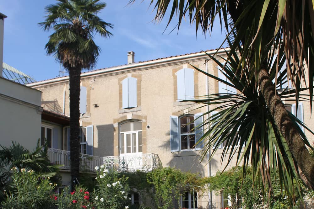 Photo of Outdoor in Bram