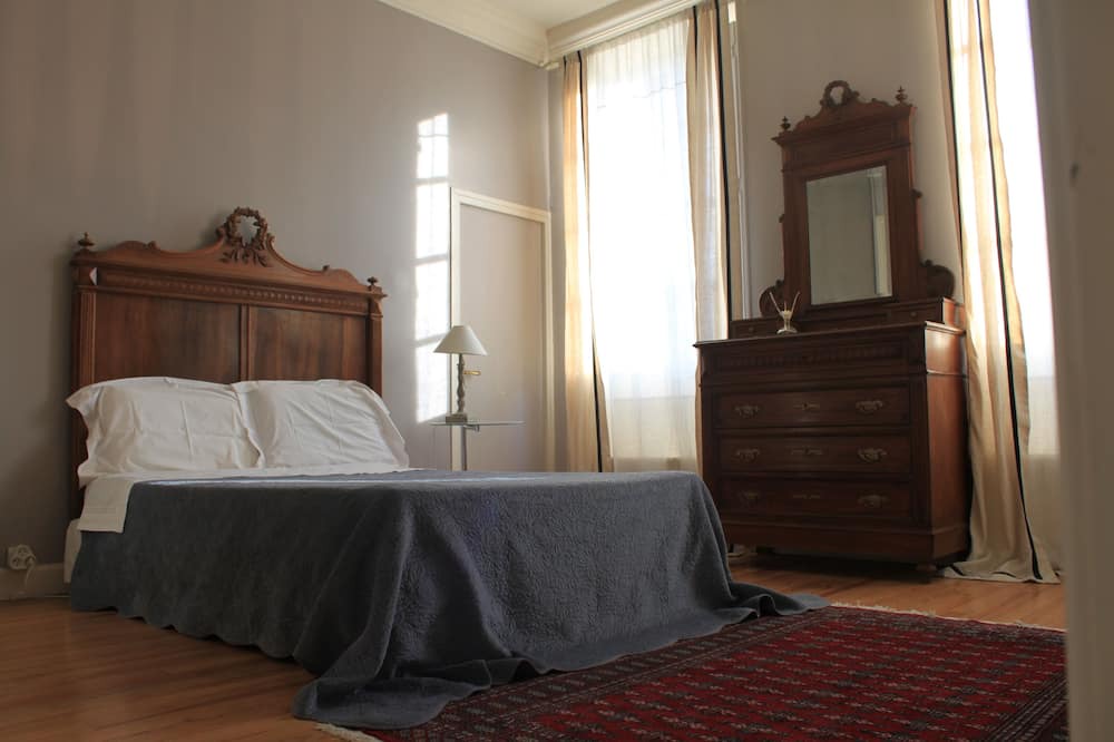 Photo of Bedroom in Bram