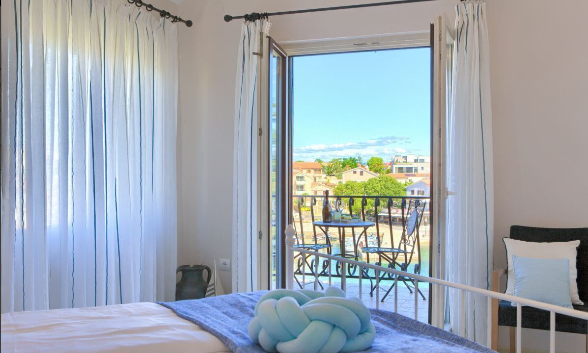 Photo of Bedroom in Porat