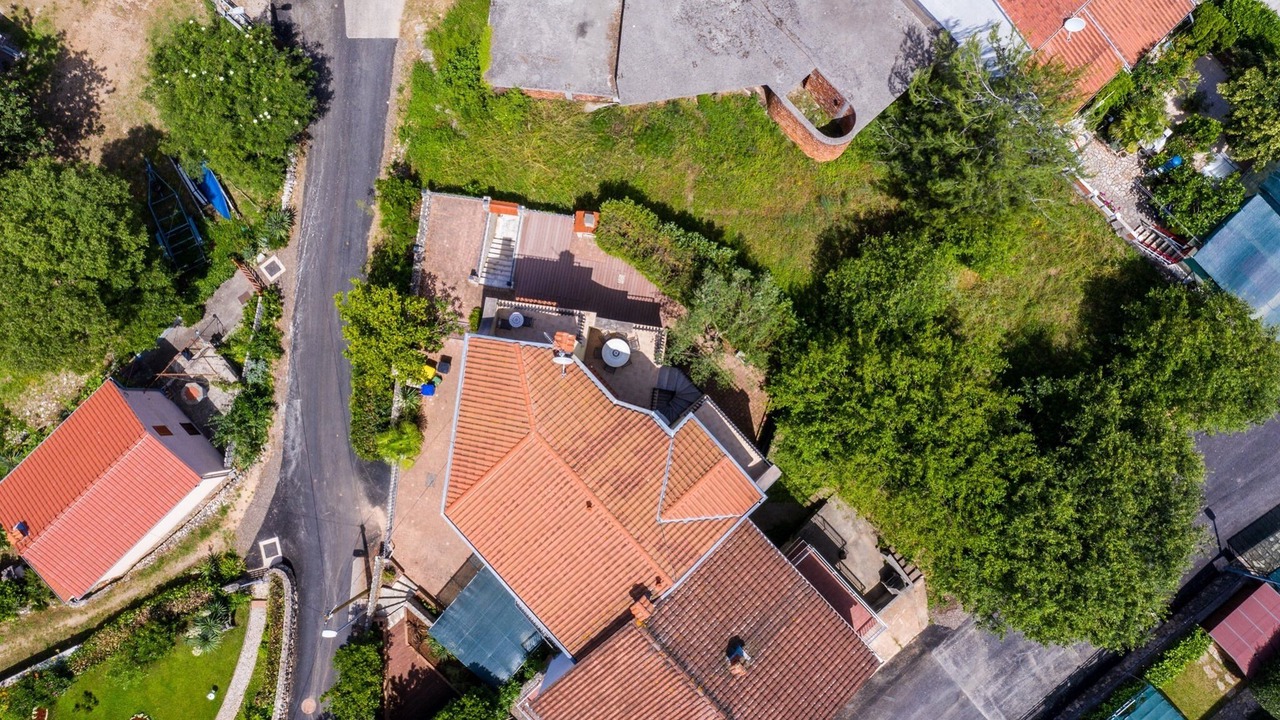 Photo of Outdoor in Porat