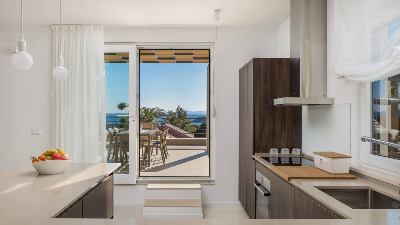 Photo of Kitchen in Milna (Brac)