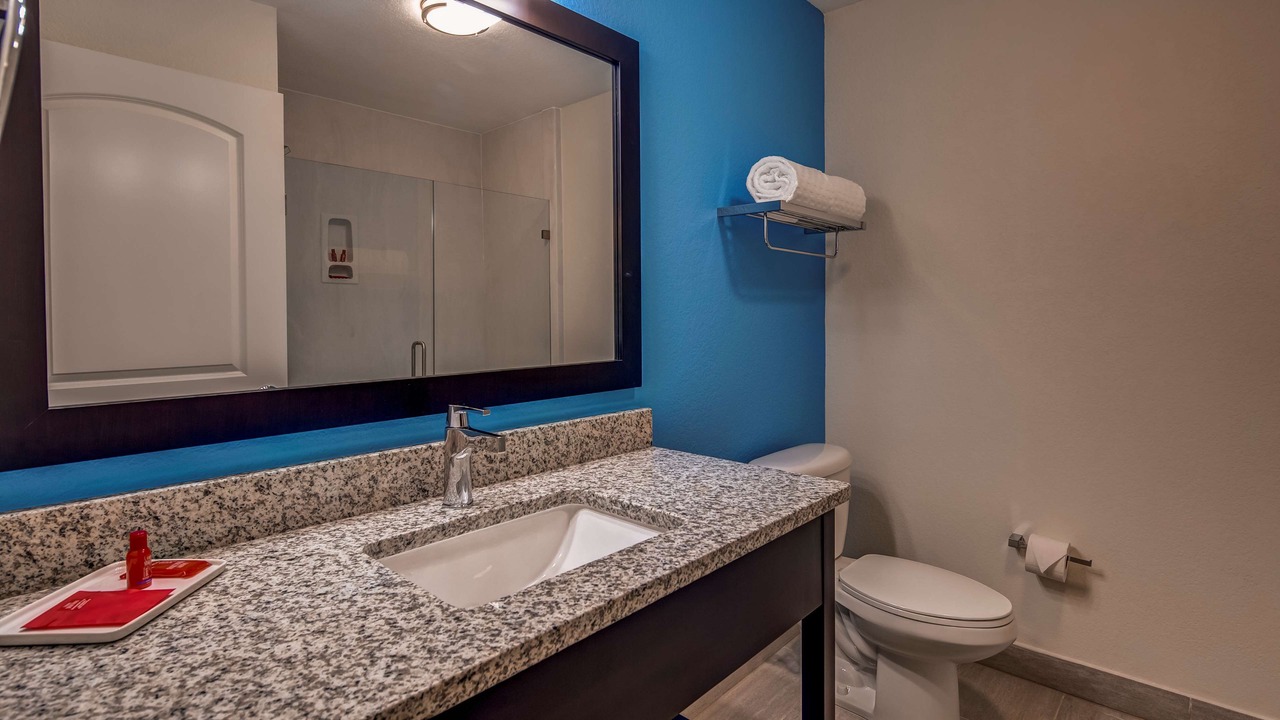 Photo of Bedroom in Humble