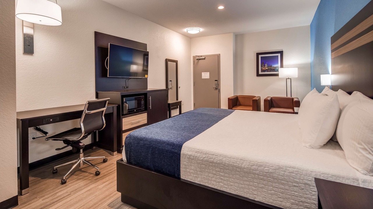 Photo of Bedroom in Humble