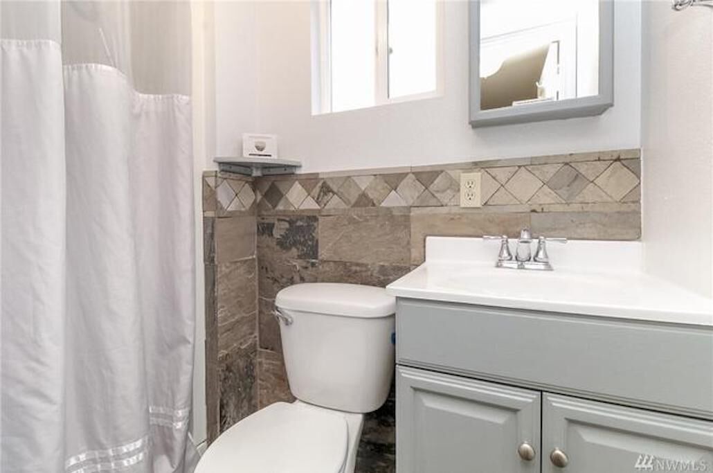 Photo of Others in Mid-Beacon Hill