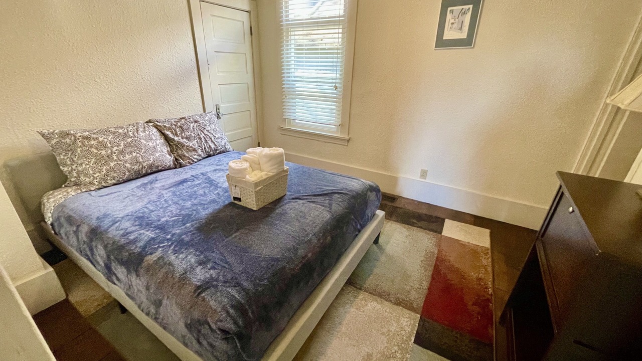 Photo of Others in Mid-Beacon Hill