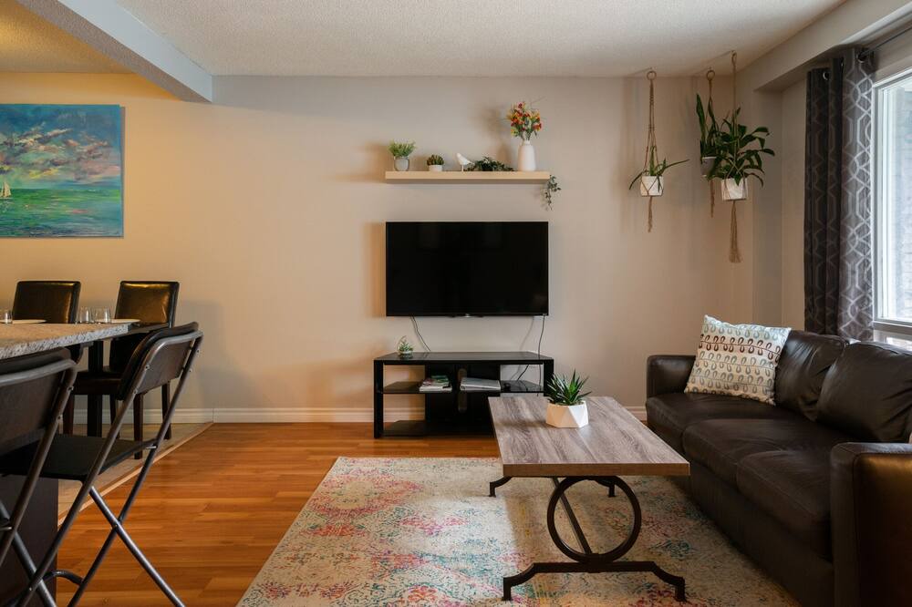 Photo of Livingroom in Hamilton