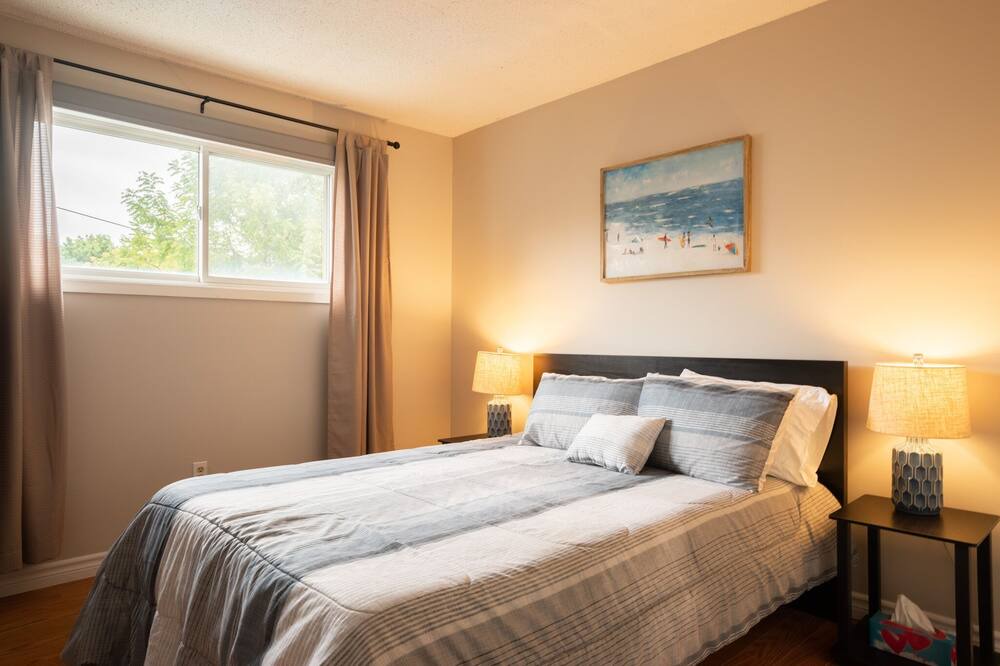 Photo of Bedroom in Hamilton