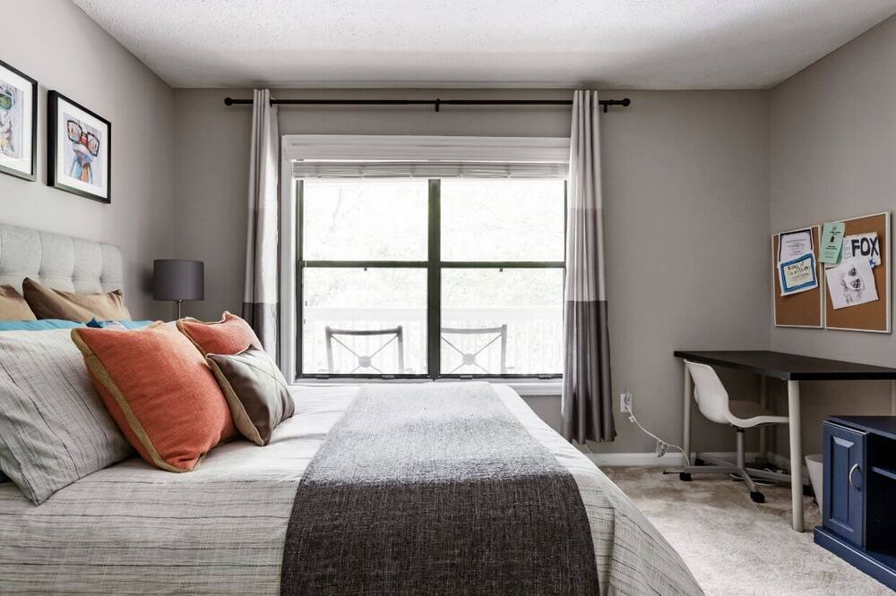 Photo of Bedroom in Smyrna