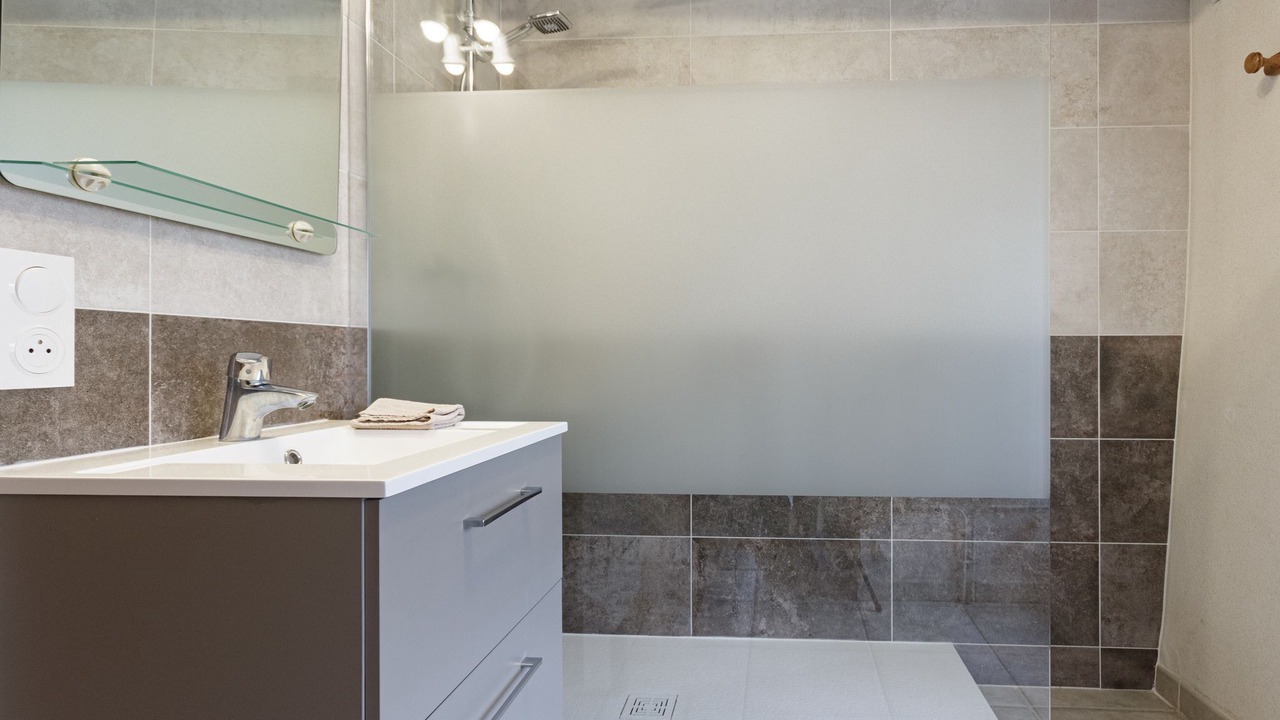 Photo of Bathroom in Saint-Eloi