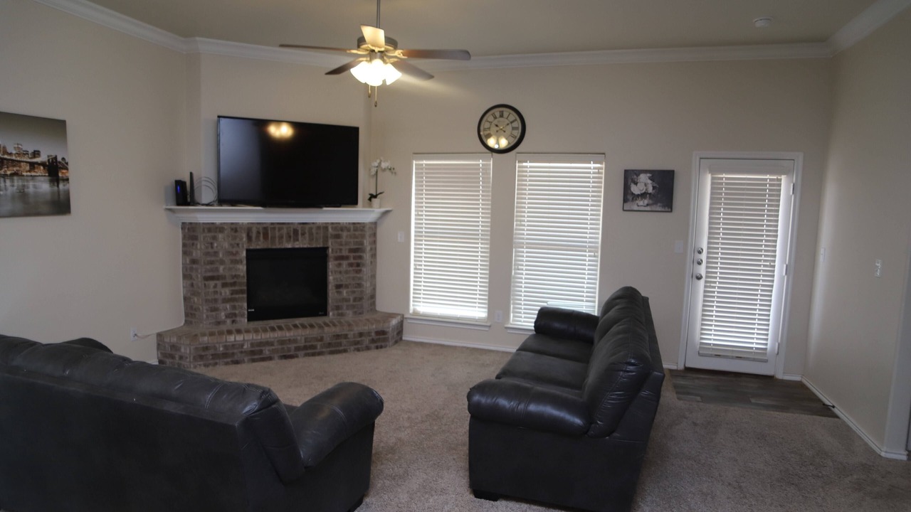 Photo of Livingroom in Midland