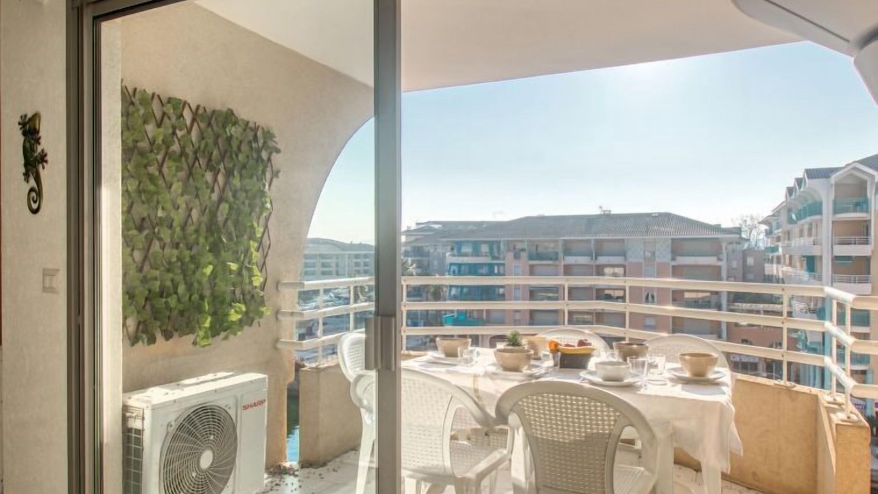 Photo of Outdoor in Frejus Port