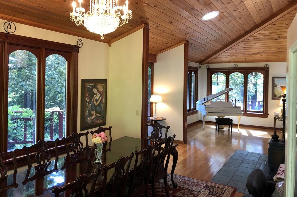 Photo of Bedroom in Fieldbrook