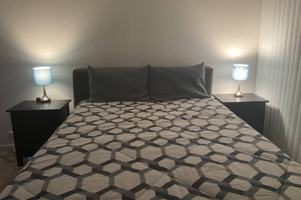 Photo of Bedroom in Los Angeles