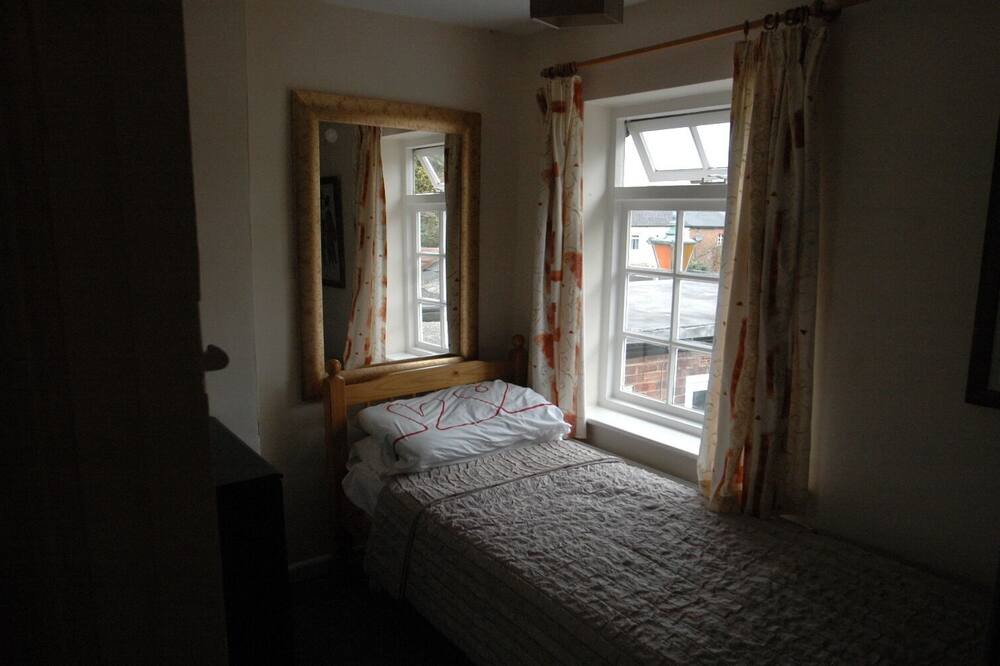 Photo of Bedroom in Tring