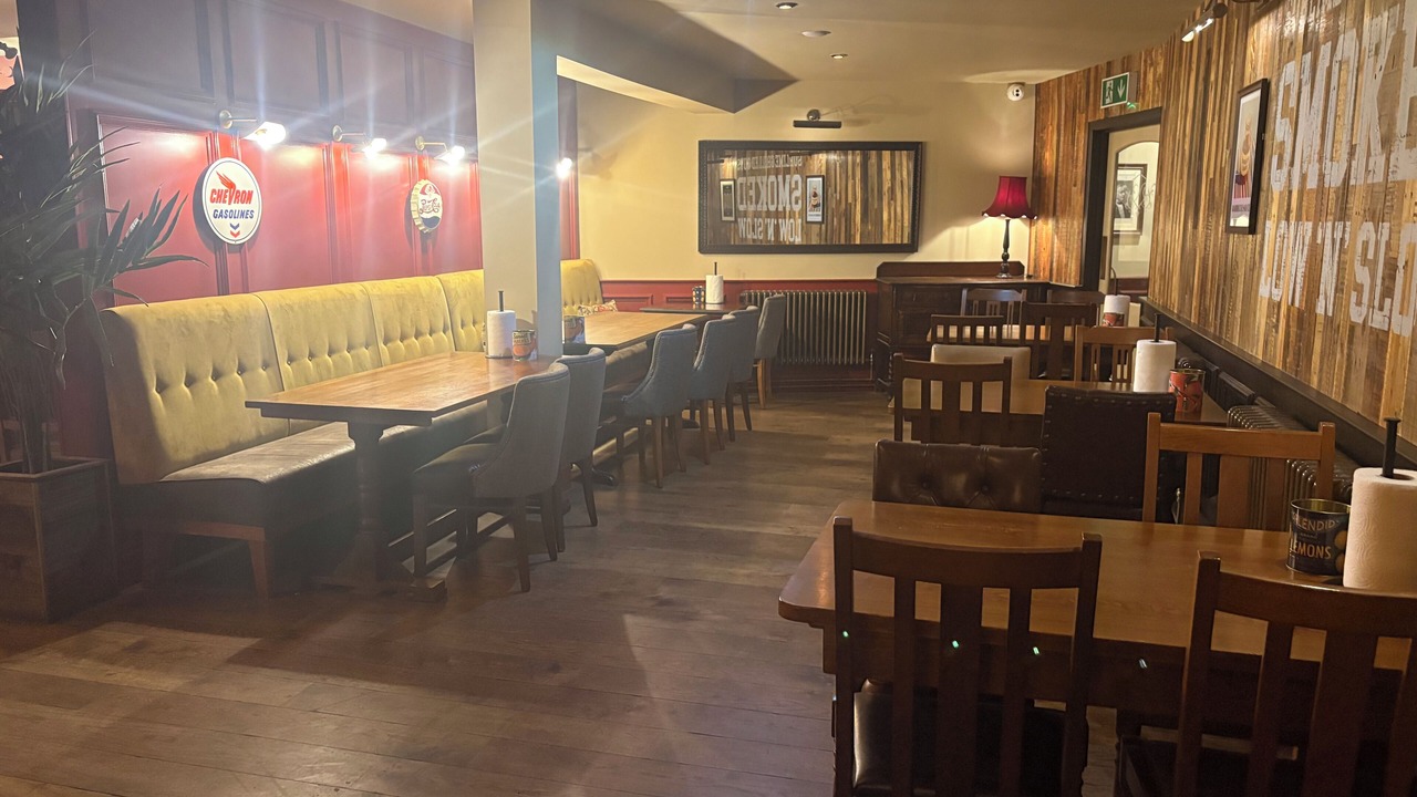 Photo of Others in South Leigh