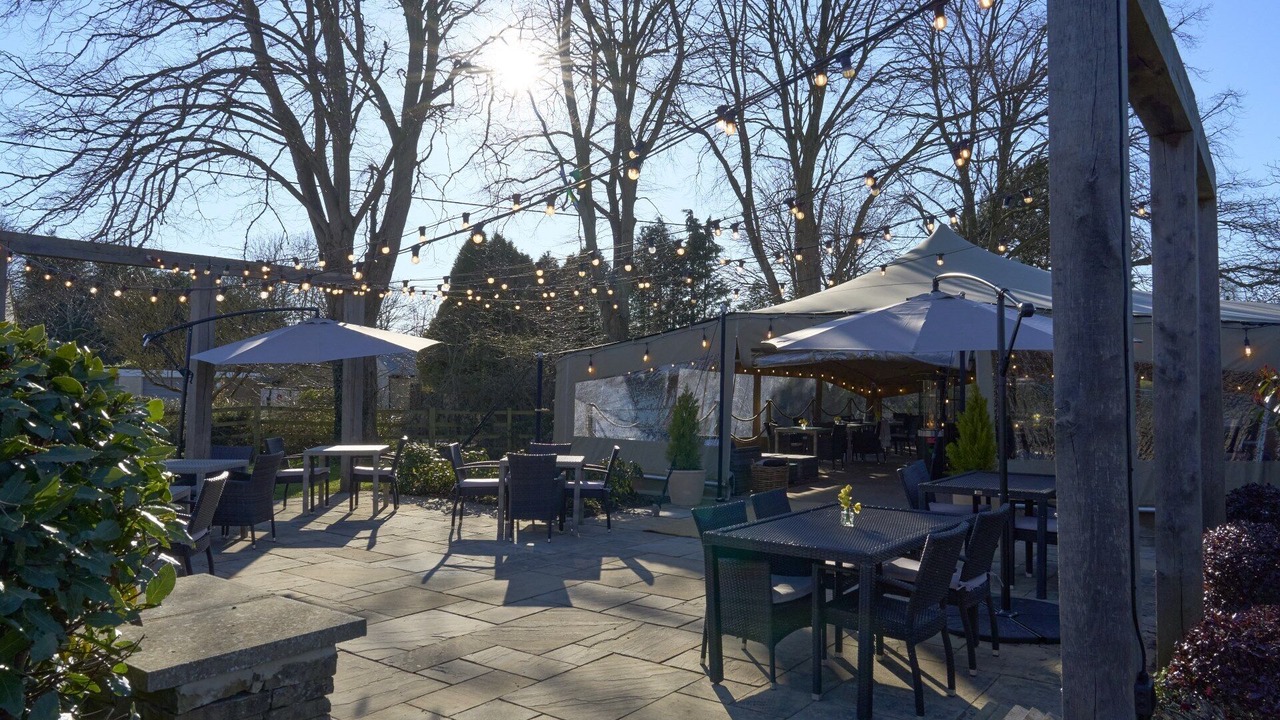 Photo of Outdoor in South Leigh