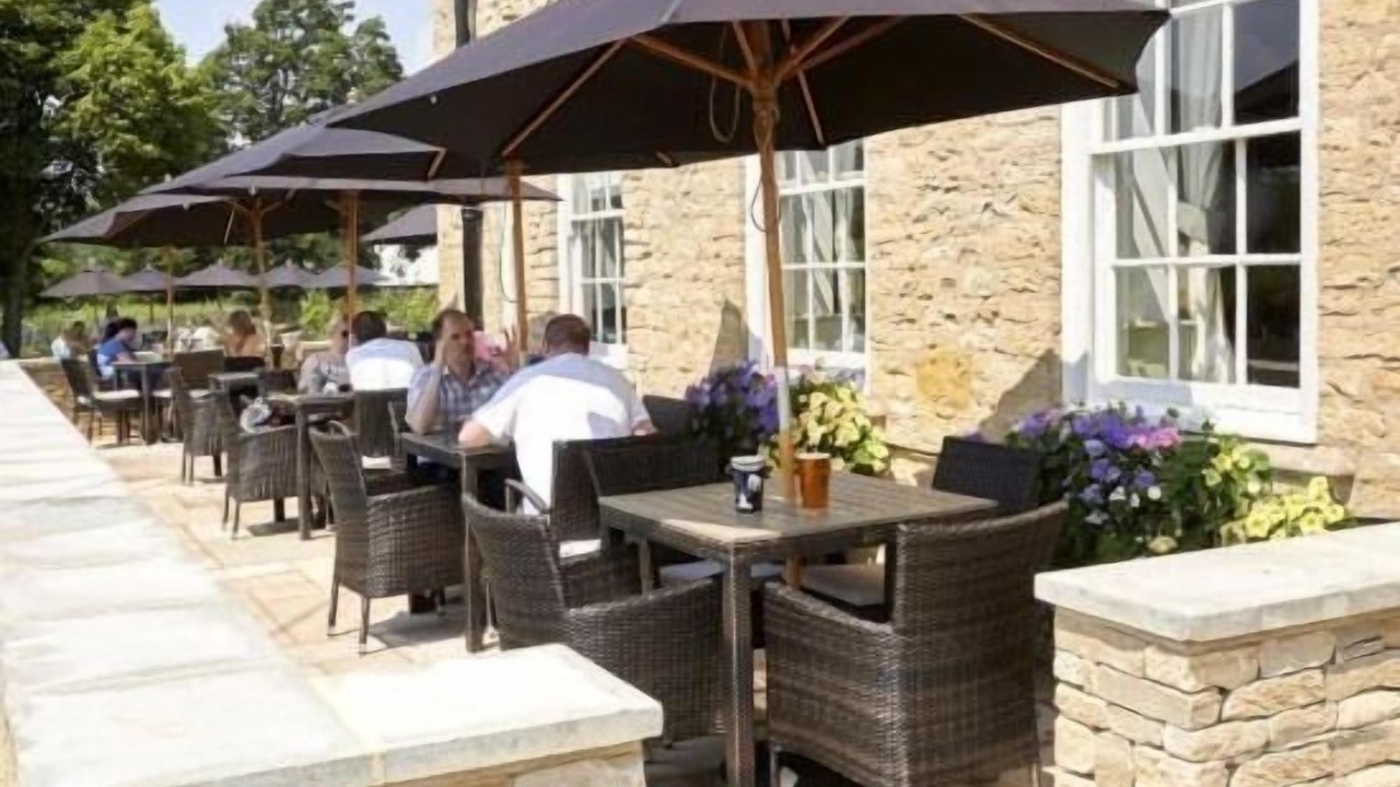 Photo of Others in South Leigh