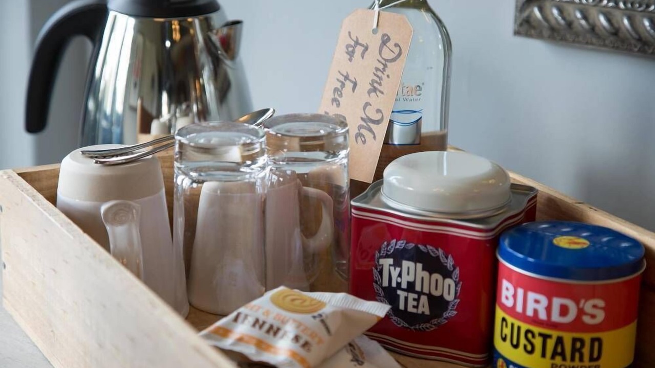 Photo of Others in South Leigh