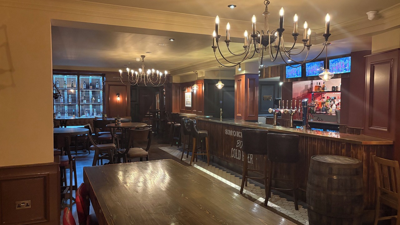 Photo of Others in South Leigh