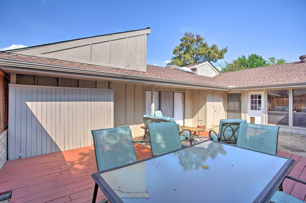 Photo of Patio Balcony in Plano