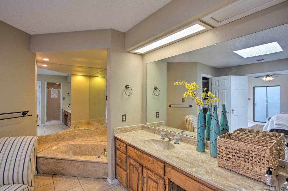 Photo of Bathroom in Plano