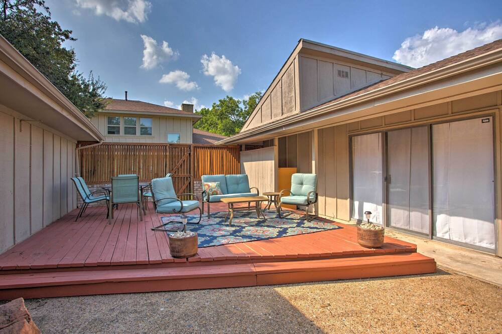 Photo of Patio Balcony in Plano