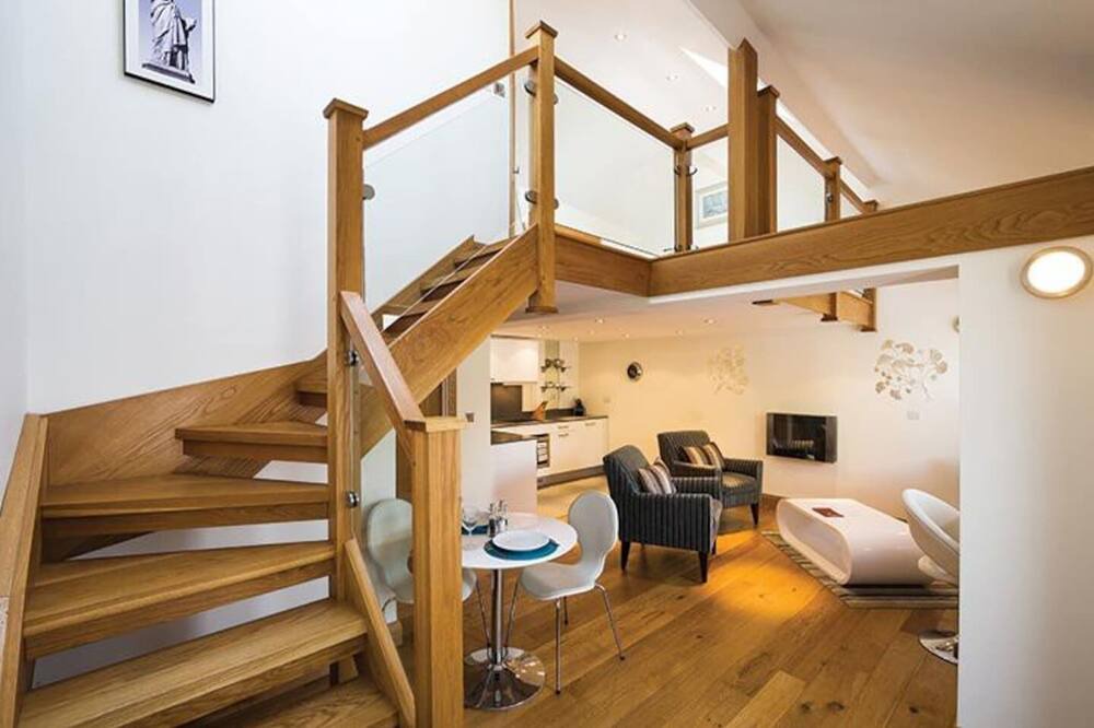 Photo of Others in Didcot