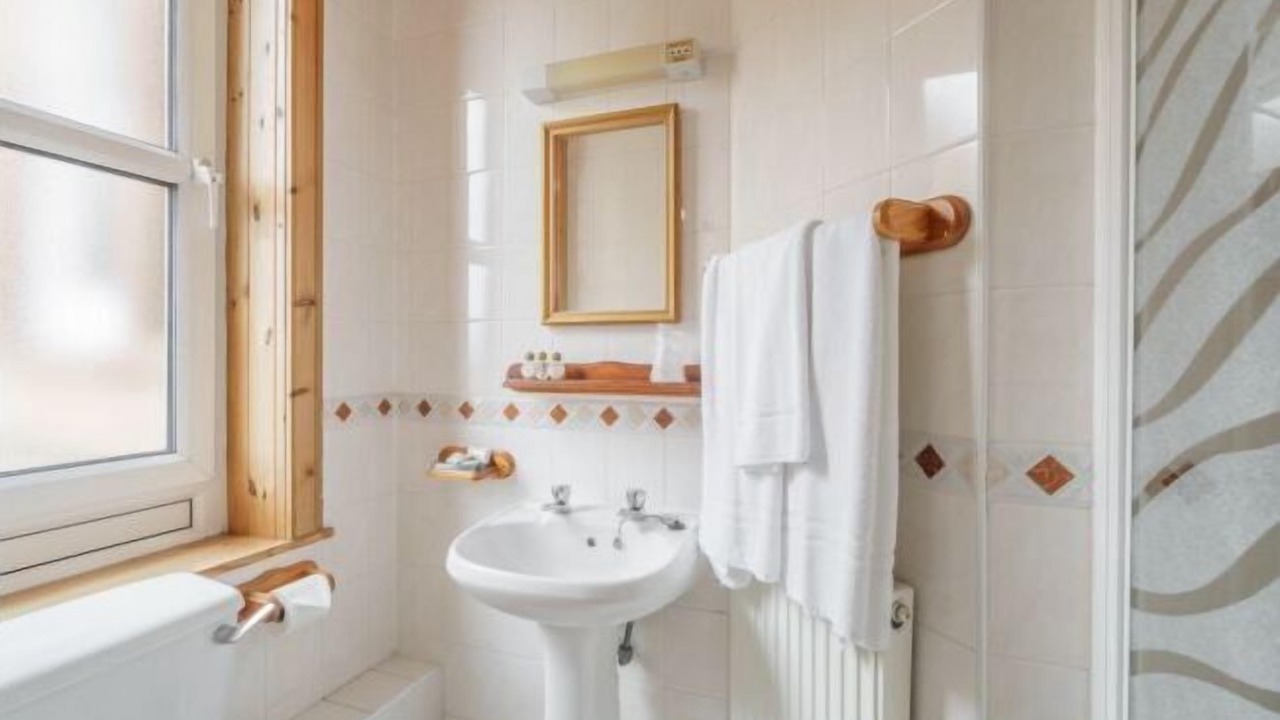 Photo of Others in Gifford