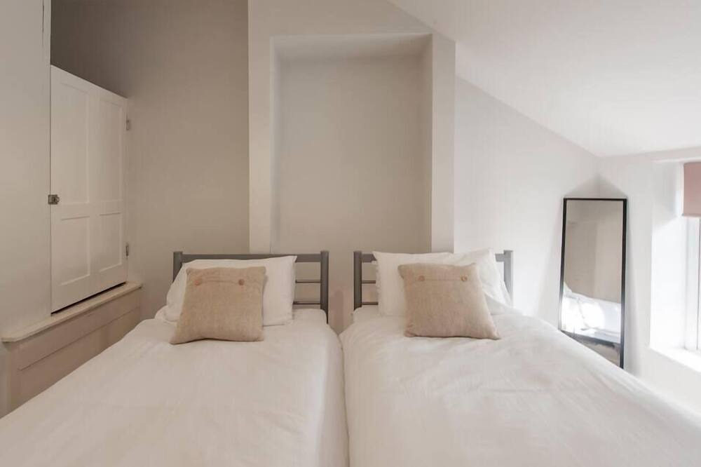 Photo of Bedroom in Sileby