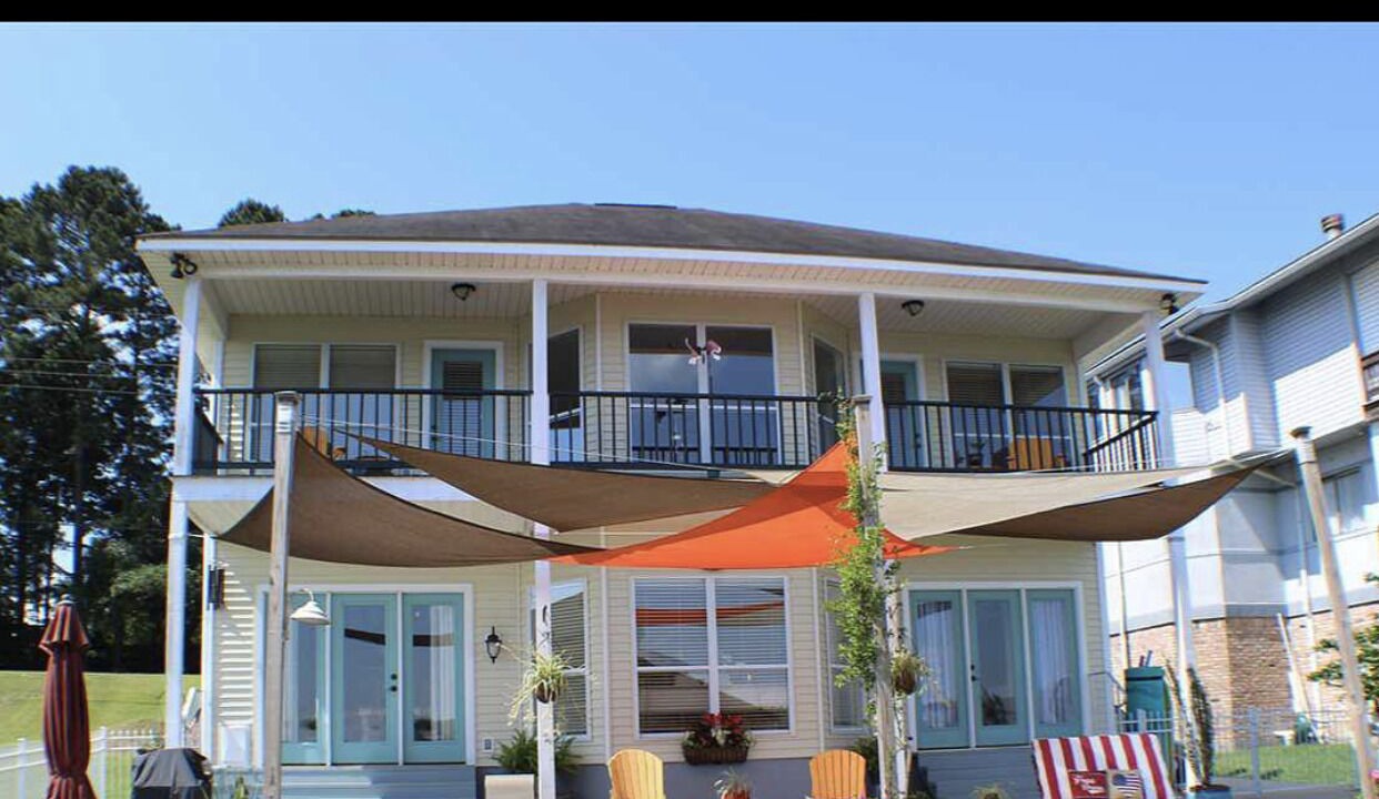 Photo of Outdoor in Oscar