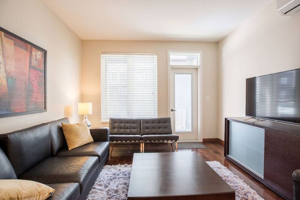 Photo of Livingroom in Regina