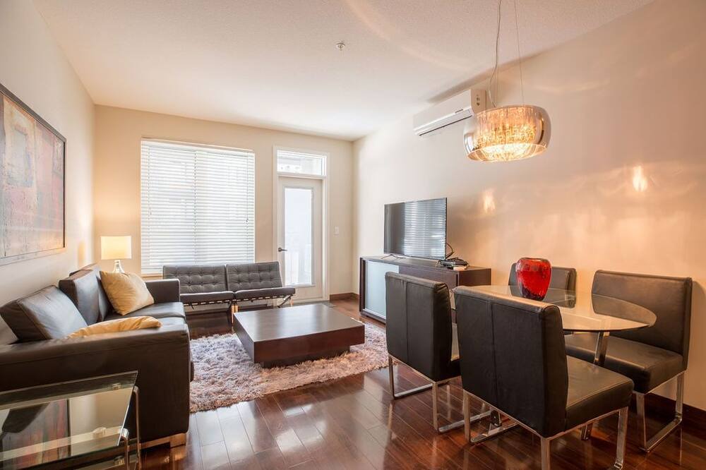Photo of Livingroom in Regina