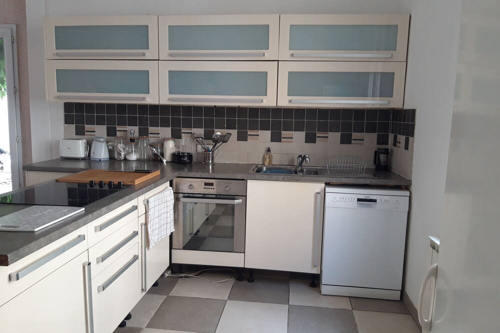 Photo of Kitchen in Le Bourg