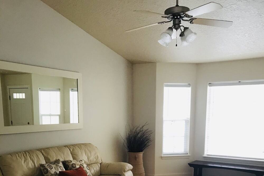Photo of Livingroom in Bellevue