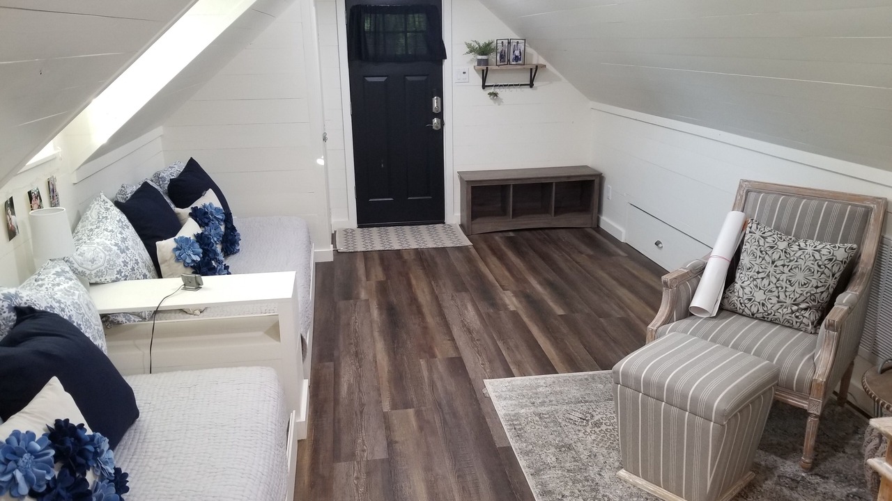 Photo of Livingroom in College Station