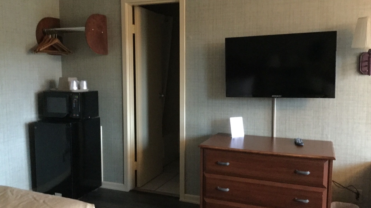 Photo of Bedroom in Newton Falls