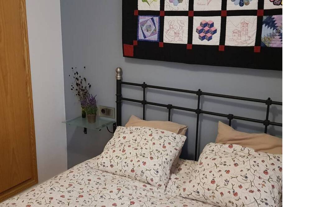 Photo of Bedroom in Incles
