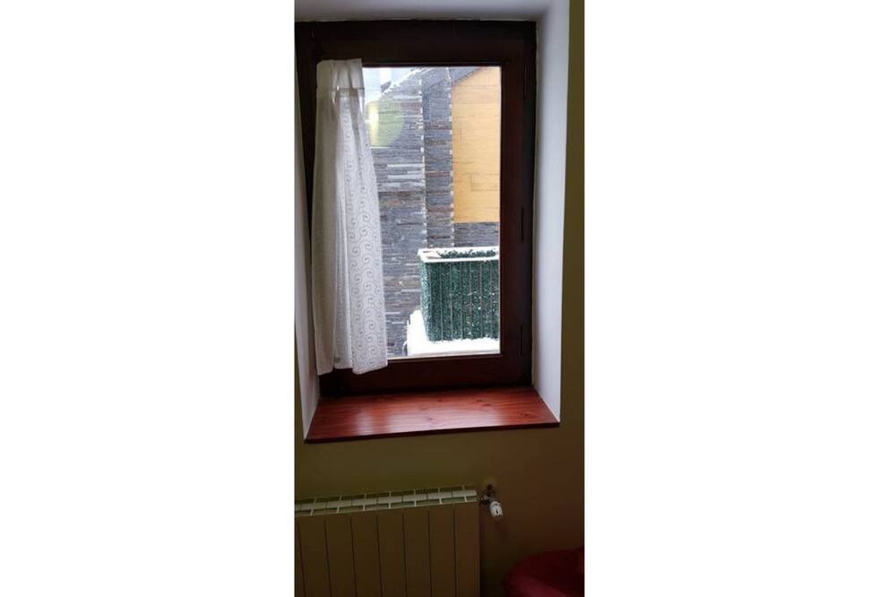 Photo of Bedroom in Incles