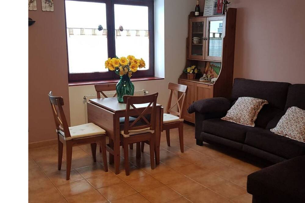 Photo of Livingroom in Incles