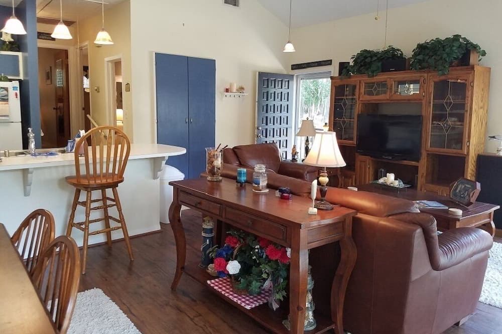 Photo of Bedroom in Cape Royale