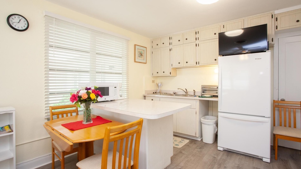 Photo of Kitchen in Golden Beach