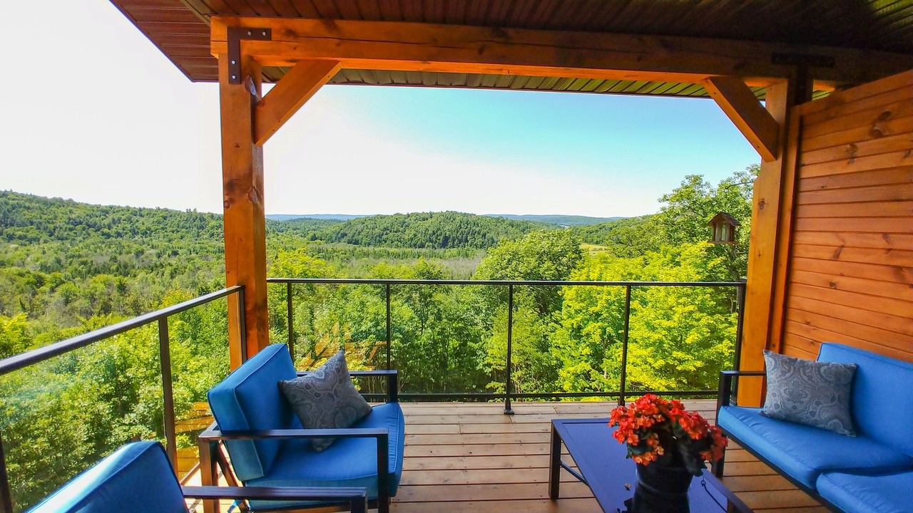 Photo of Patio Balcony in La Peche