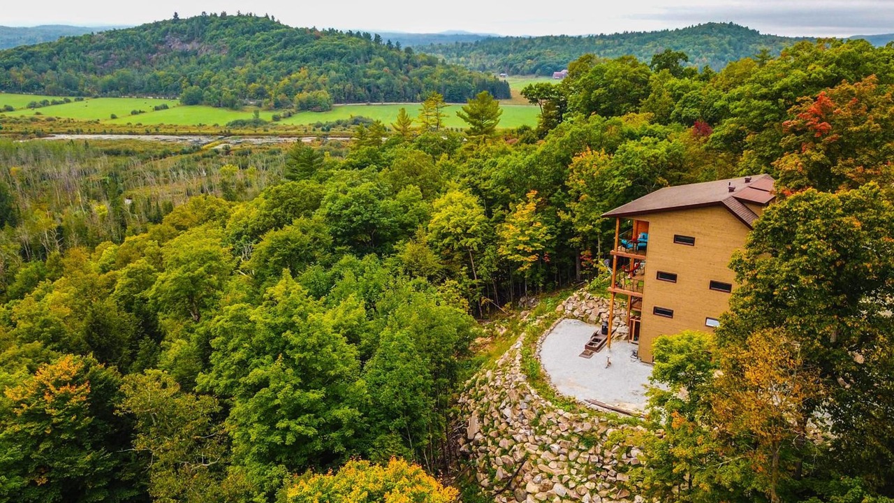 Photo of Outdoor in La Peche